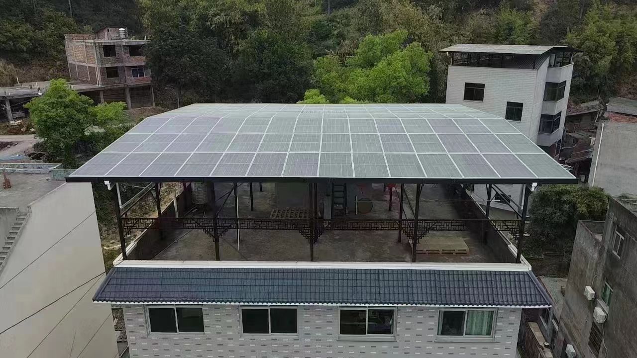 万宁15kw+10kwh自建别墅家庭光伏储能系统